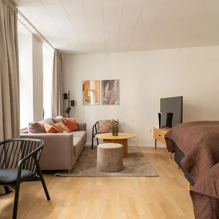 Fun-filled Near Late Night Hotspots Apartmán *