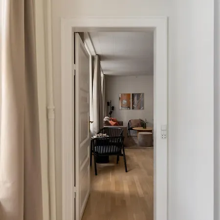 Fun-filled Near Late Night Hotspots Apartmán *